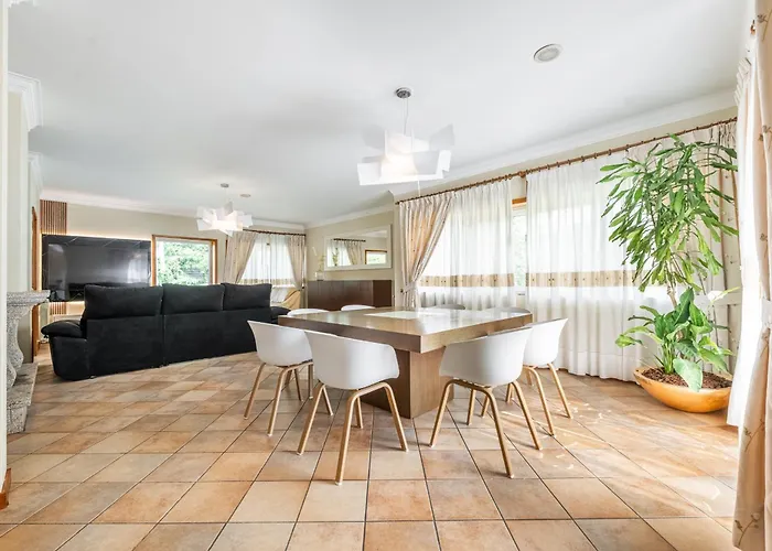 Вилла Refugio Do Ermal *