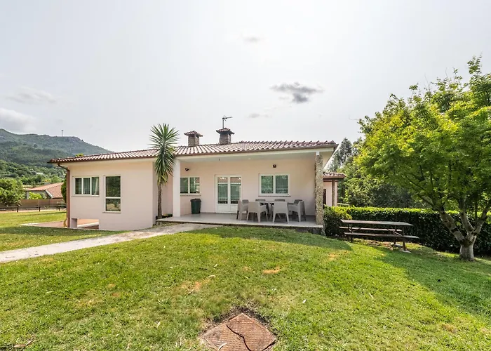 Refugio Do Ermal * Виейра-ду-Минью